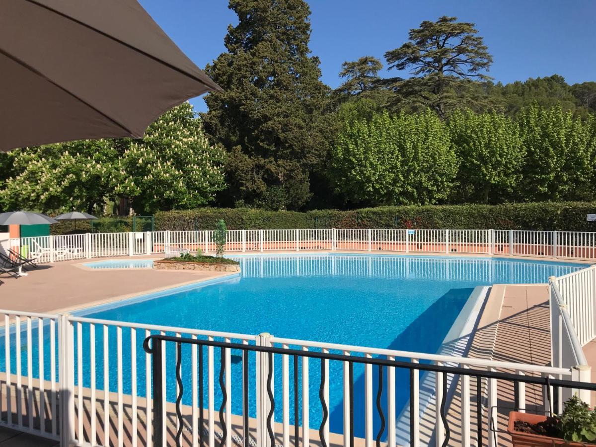 Aparthotel Le Domaine Du Thronnet Figanières Exterior foto
